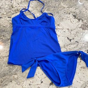 Athleta Tankini Top small royal blue
